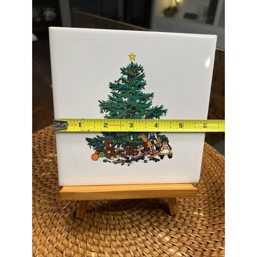 Vintage Ceramic Christmas Tree Trivet 6